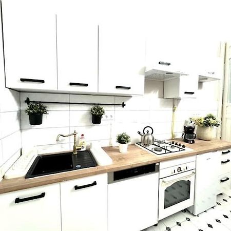L3 City Centre Stylish Flat Ac Budapest Kültér fotó